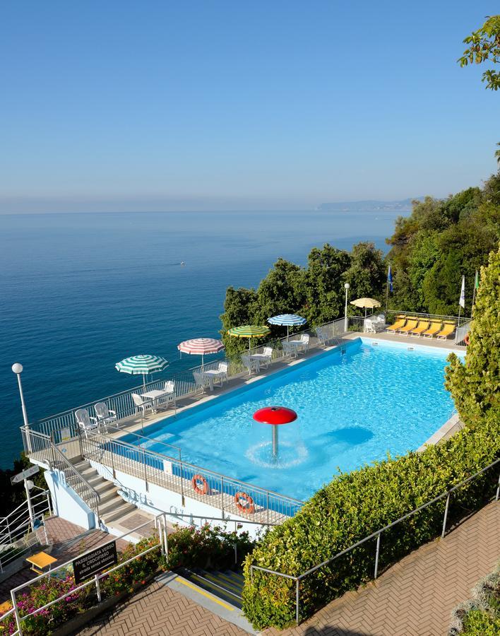 Casa Fatebenefratelli Hotel Varazze Bagian luar foto